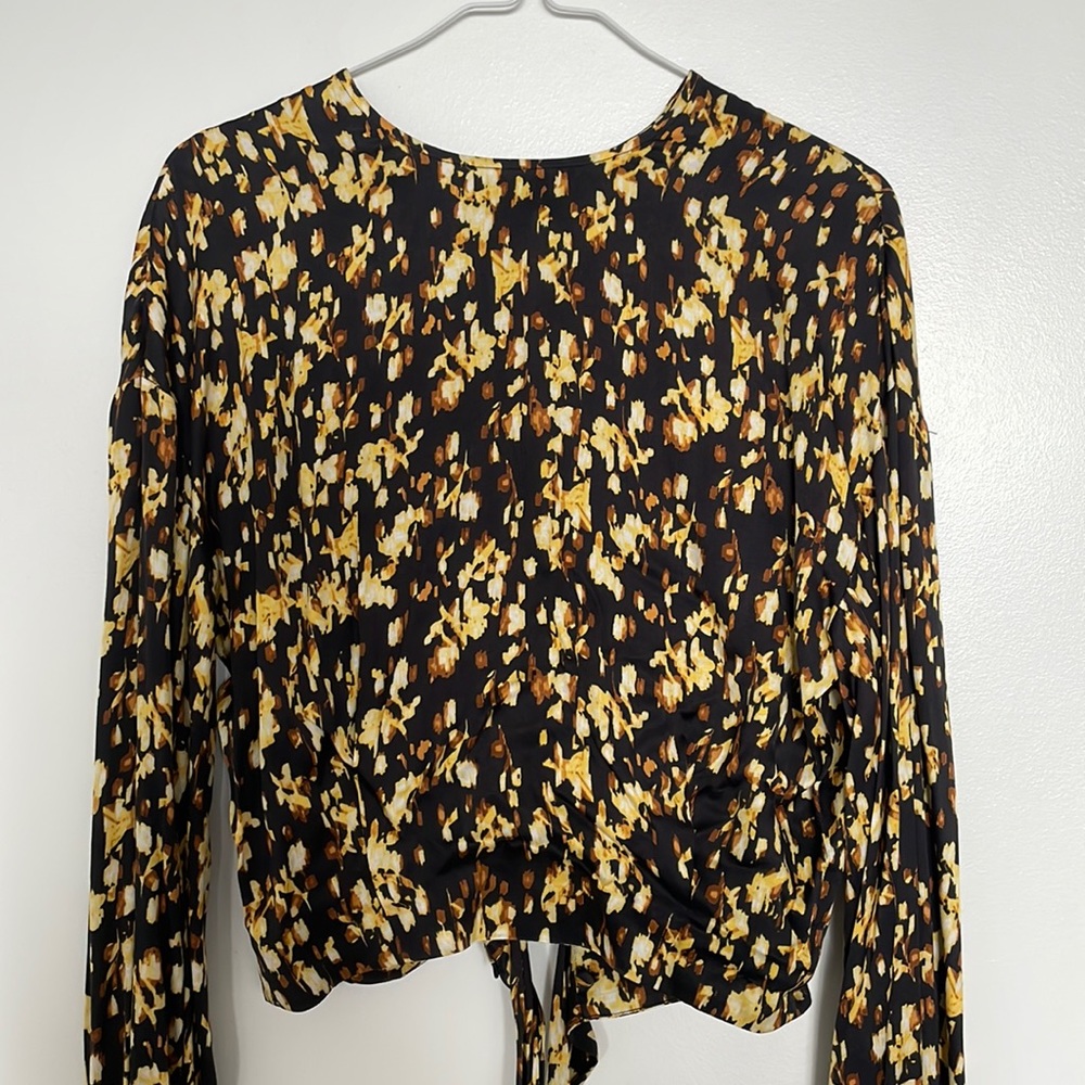 & Other stories open back blouse US4 /EU36